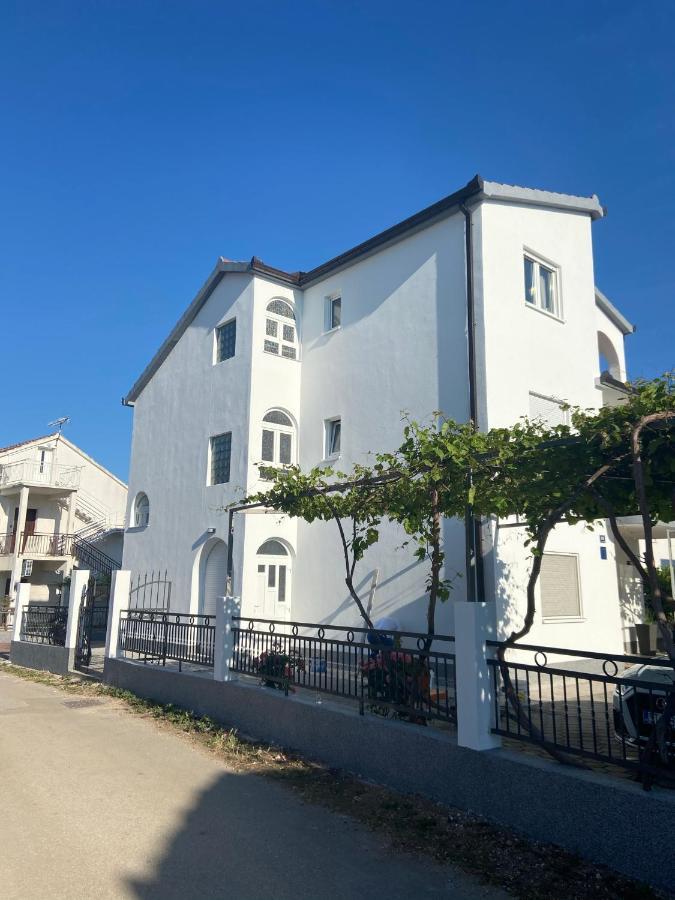 Apartments Antea Rogoznica  Ngoại thất bức ảnh