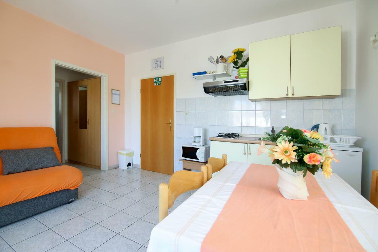 Apartments Antea Rogoznica  Ngoại thất bức ảnh